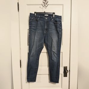 Good American Good Legs 16